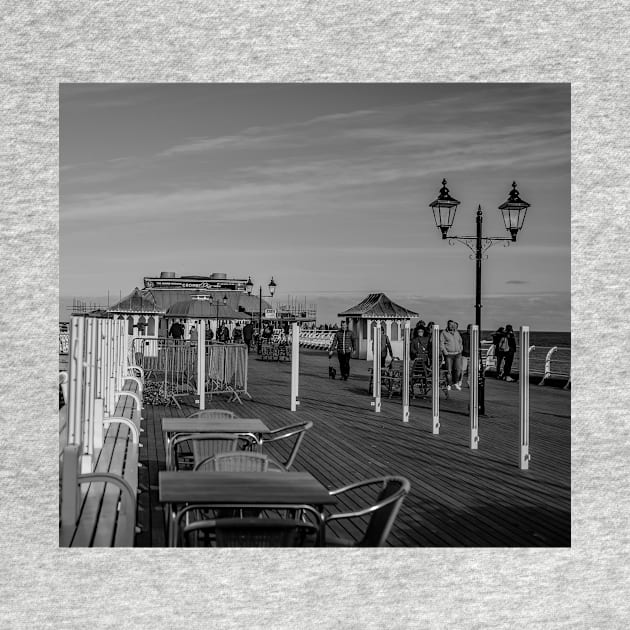 Cromer pier, Norfolk by yackers1